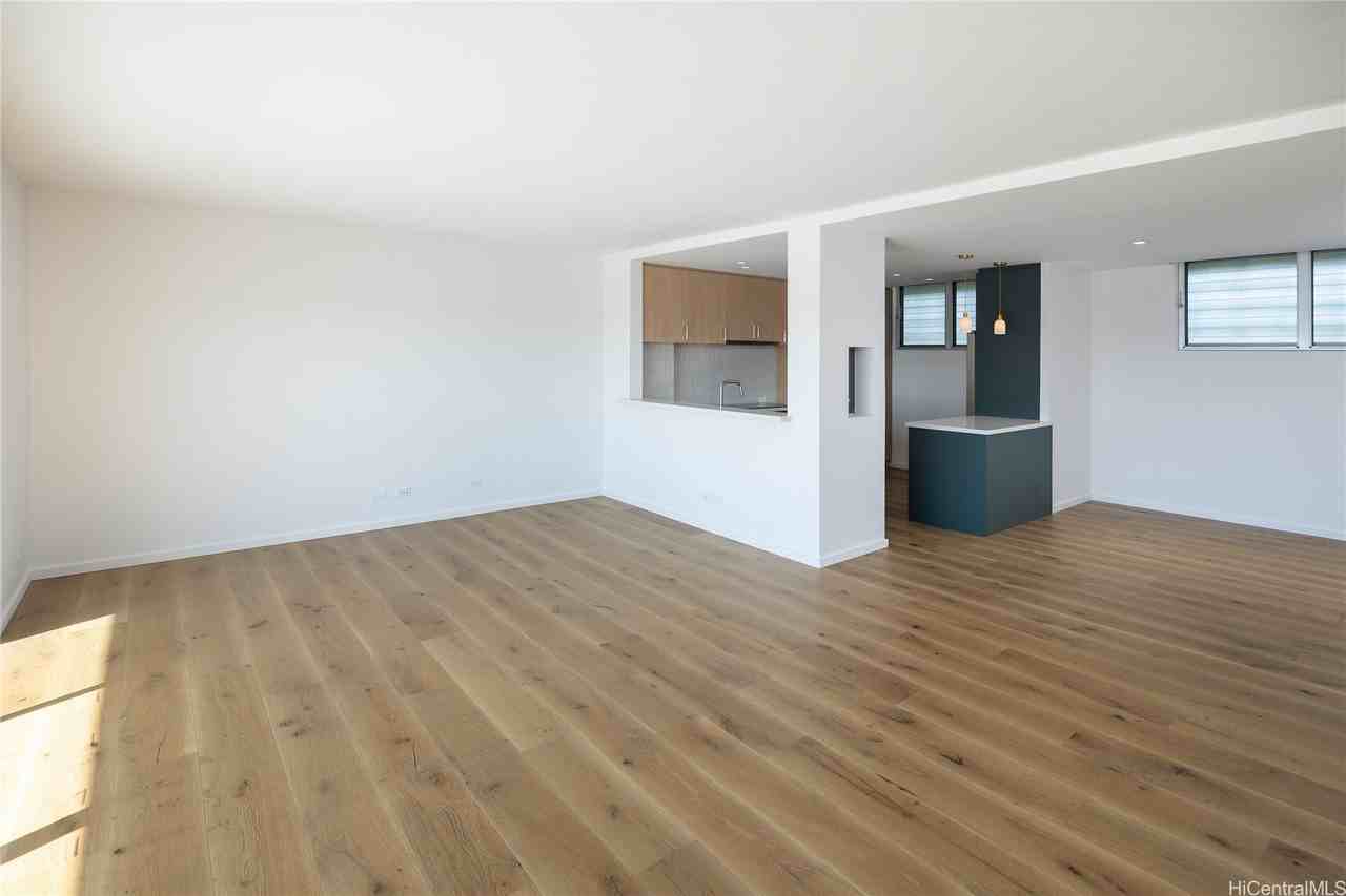 999 Wilder Ave Apt 1604 #1604 - Photo 7 of 15