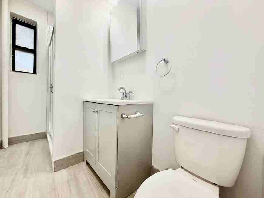 1544 Gillespie Ave - Photo 6 of 6