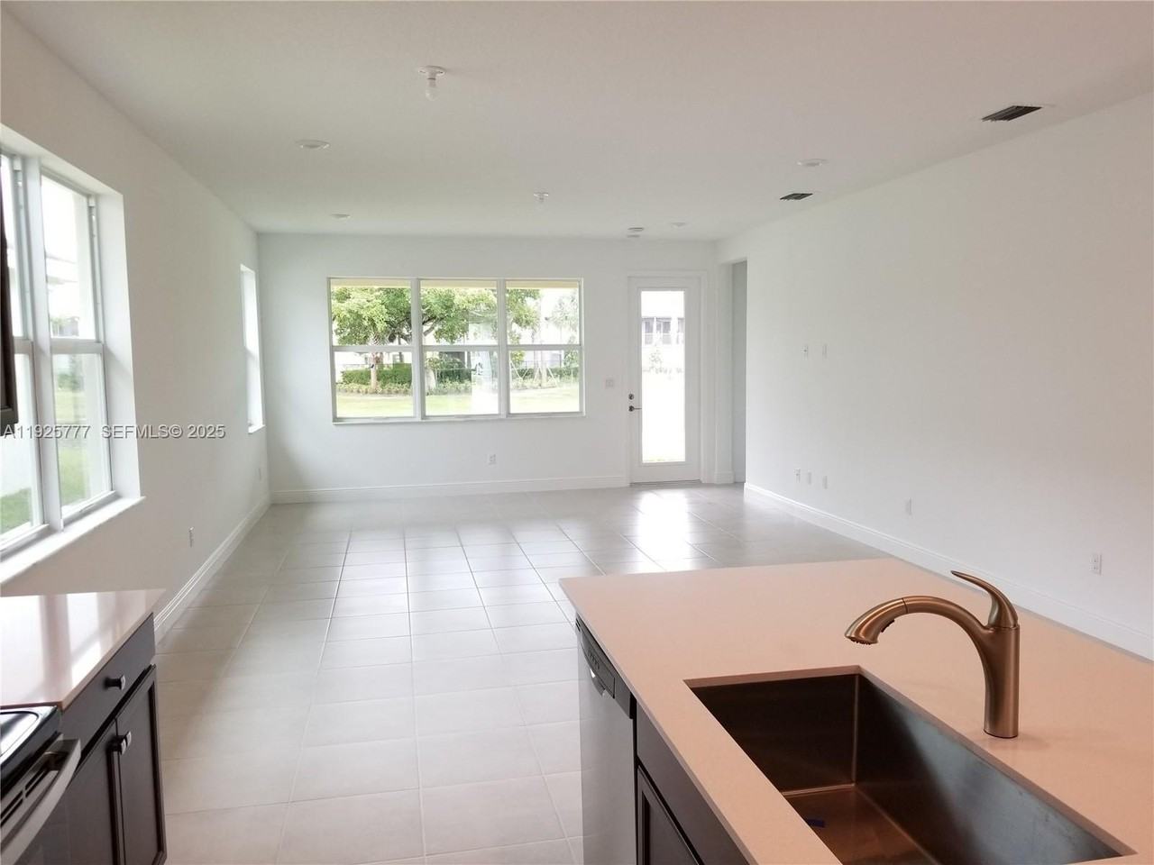 4129 Marina Way #4129 - Photo 7 of 25