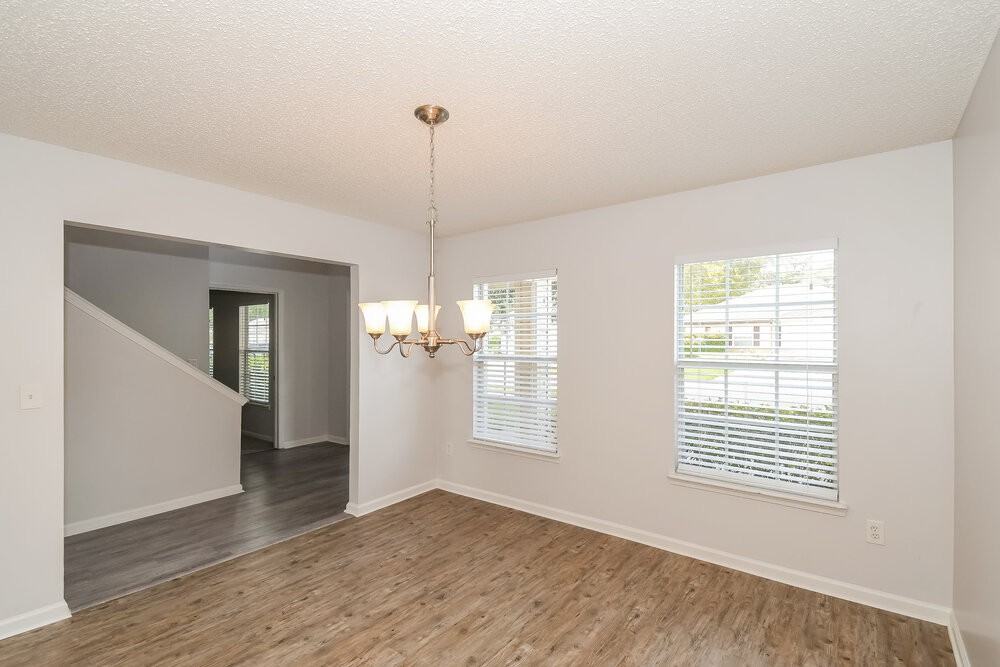 14139 Crestwick Dr W - Photo 6 of 17