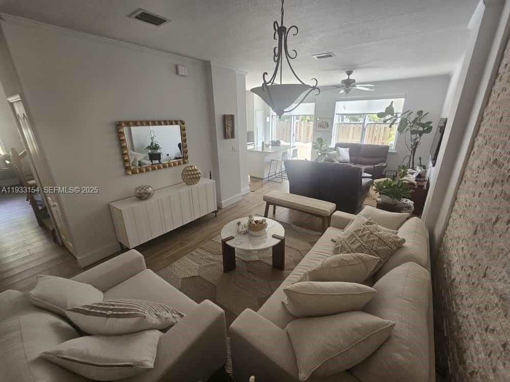 5483 Nw 112th Pl #5483 - Photo 4 of 31