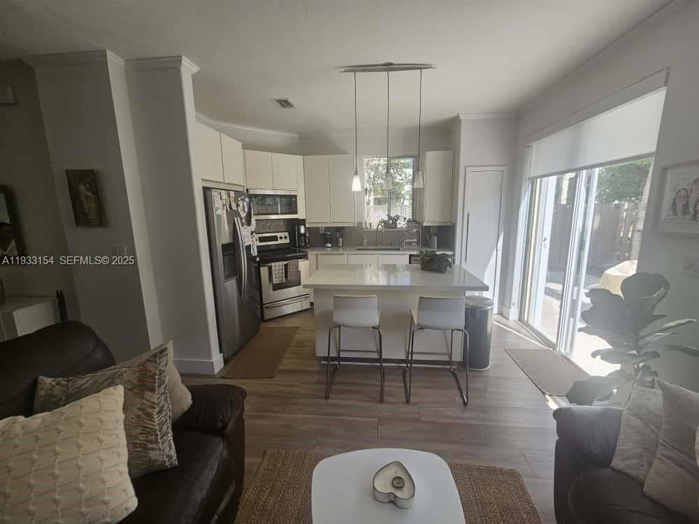 5483 Nw 112th Pl #5483 - Photo 6 of 31