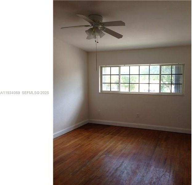 9725 Bay Harbor Ter #22 - Photo 6 of 11