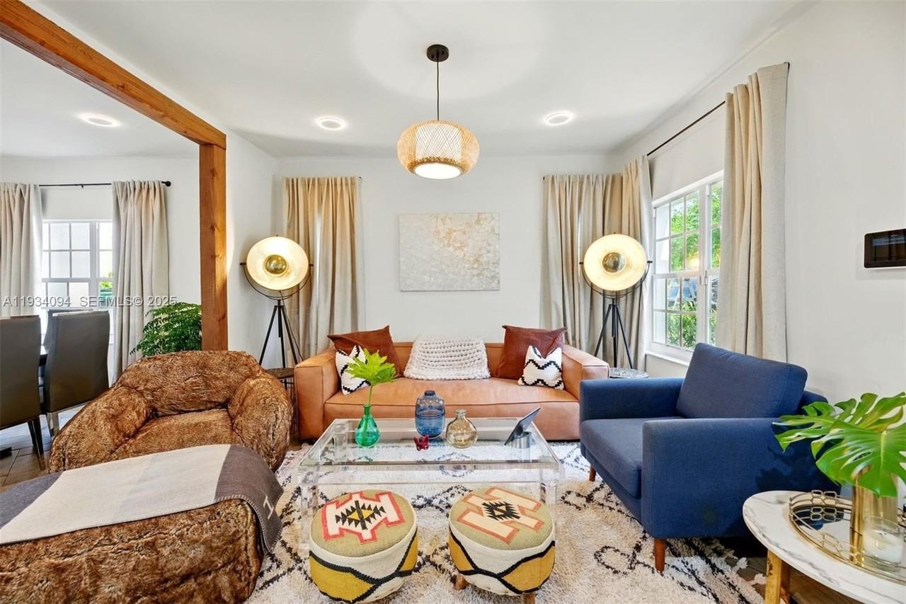 1363 Biarritz Dr - Photo 7 of 28