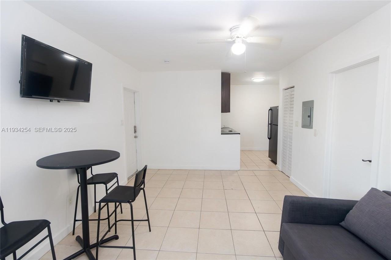 1840 Fillmore St #3 - Photo 7 of 18