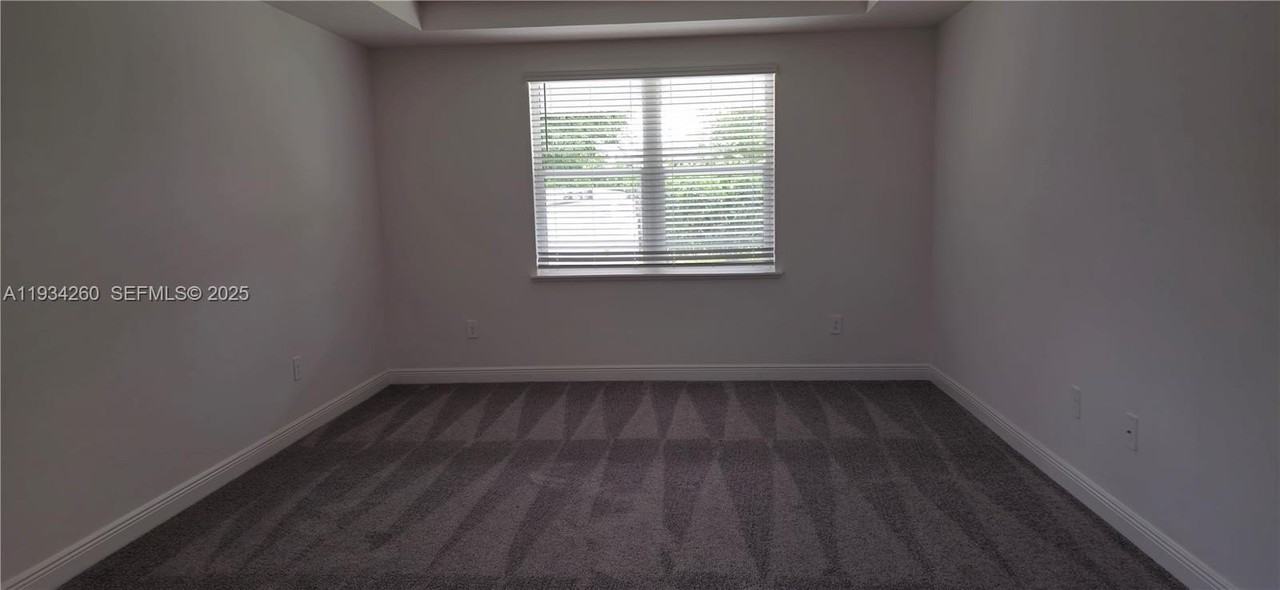 4650 Sw Quezon St - Photo 6 of 22