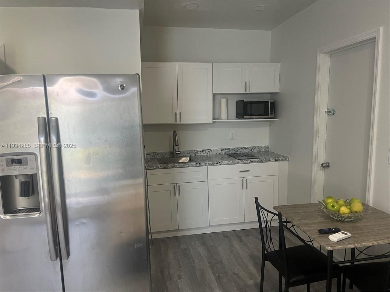 20766 Sw 85th Pl #BACK - Photo 2 of 10