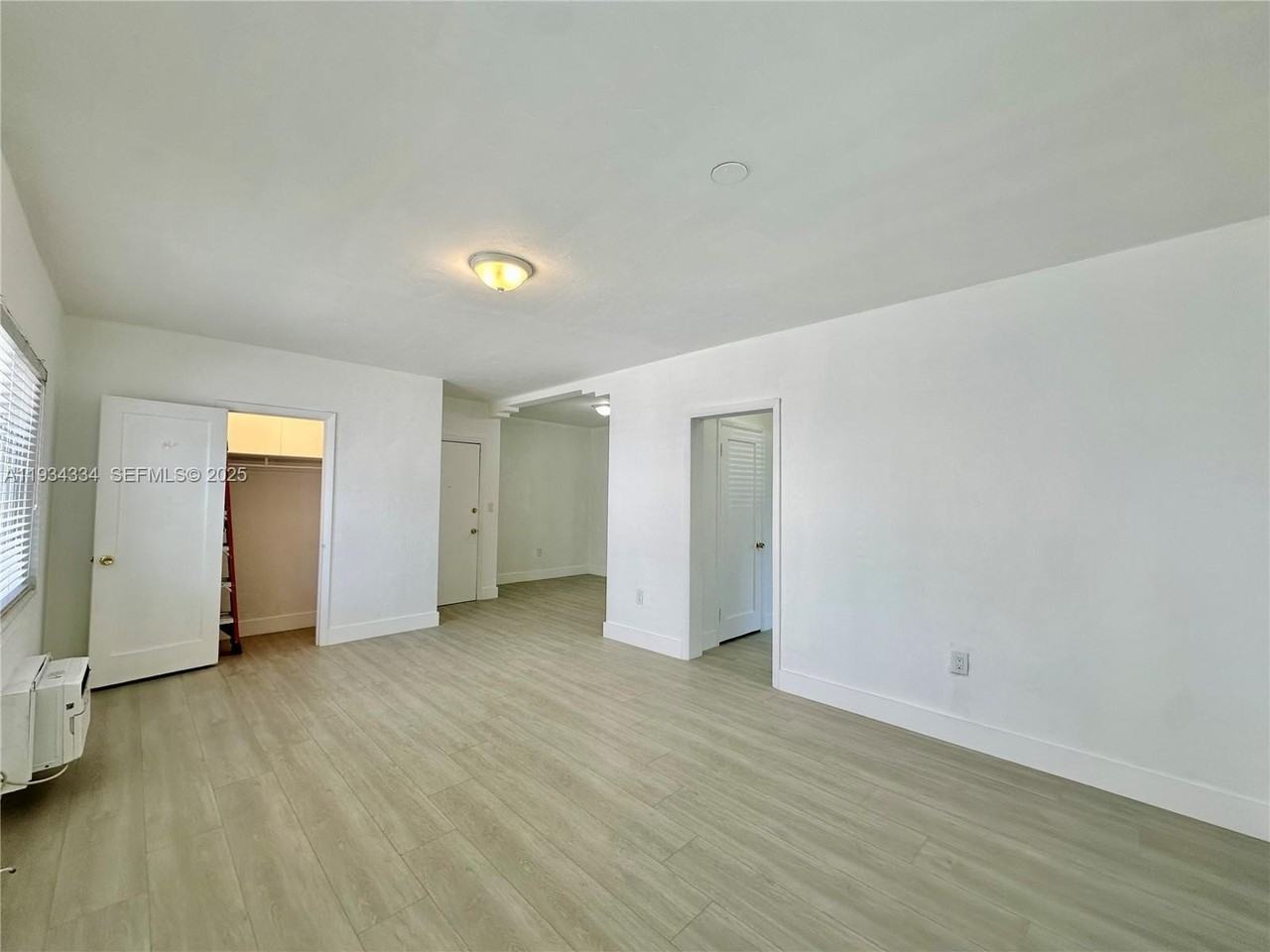 955 Bay Dr #1 - Photo 3 of 20