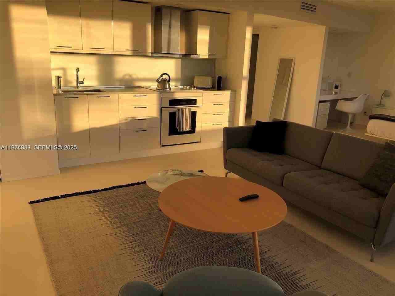 900 Bay Dr #315 - Photo 5 of 19