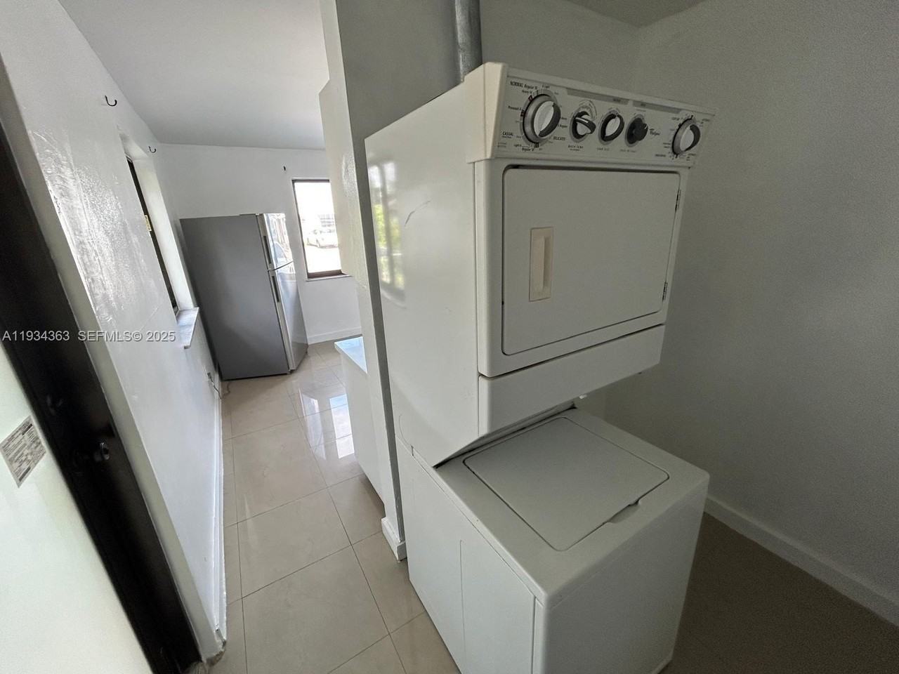 3482 Sw 26th St #0 - Photo 6 of 11