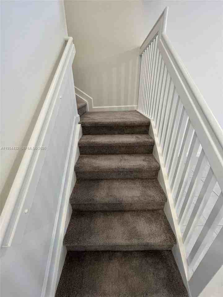 11912 Sw 244th Ln #11912 - Photo 7 of 20