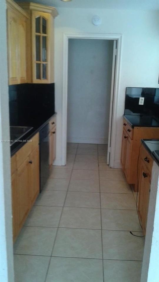 728 Sw 73rd Ave #25 - Photo 2 of 6