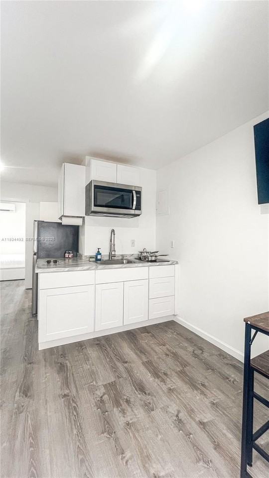 4139 Nw 23rd Ave #2 - Photo 3 of 21