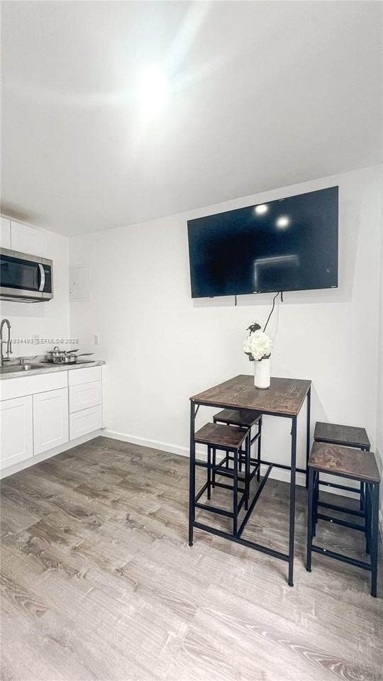 4139 Nw 23rd Ave #2 - Photo 4 of 21