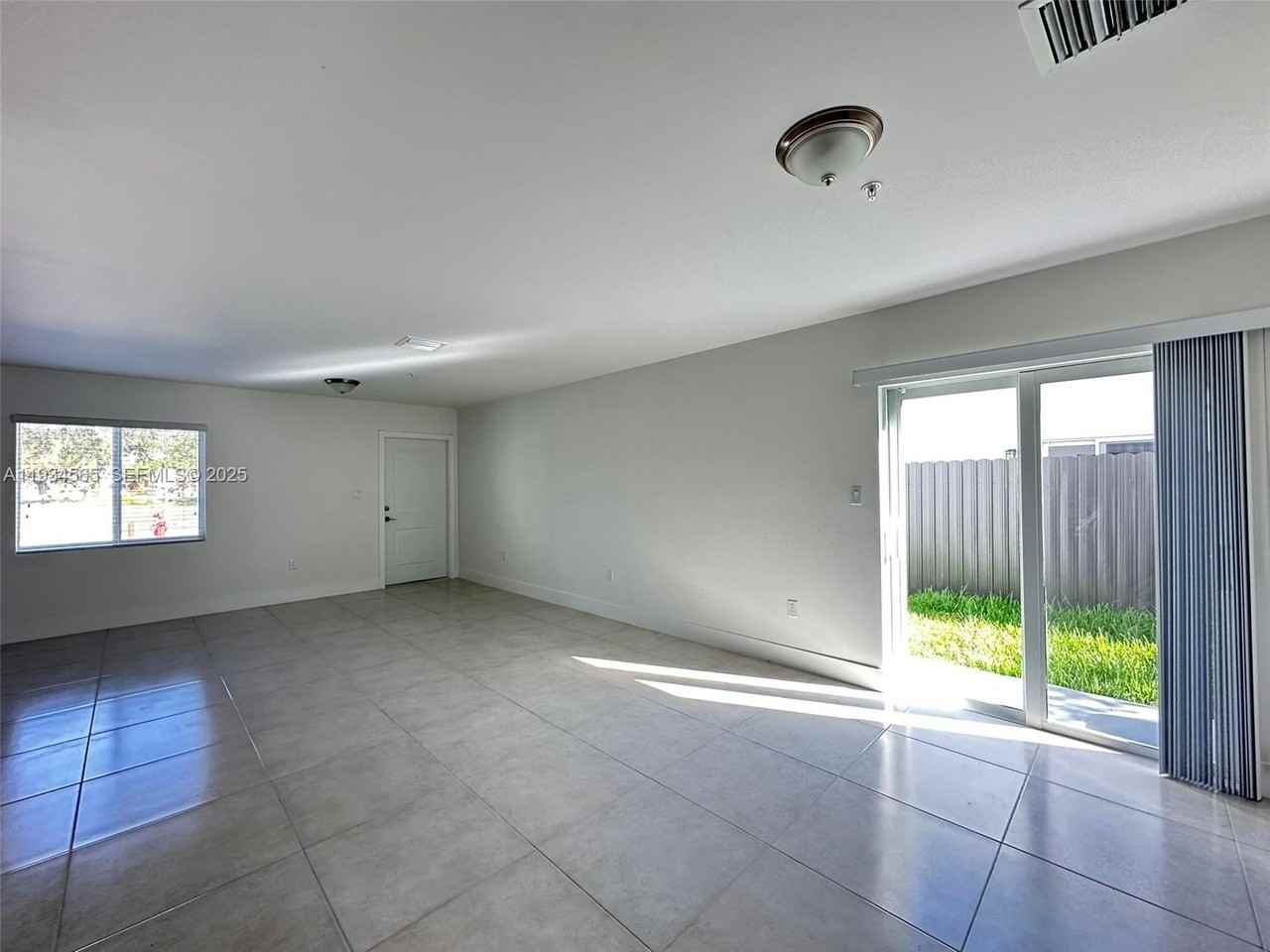 11278 Sw 187th St #11278 - Photo 5 of 16