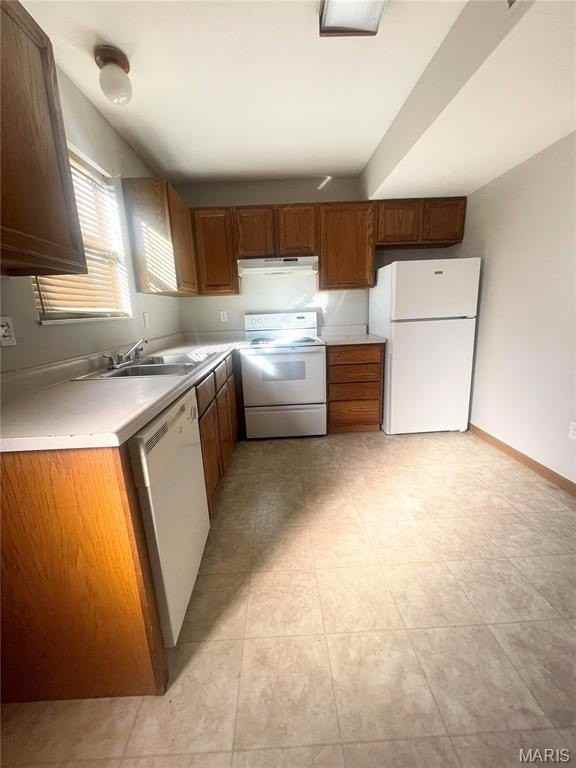 308 Southgate Dr - Photo 4 of 17