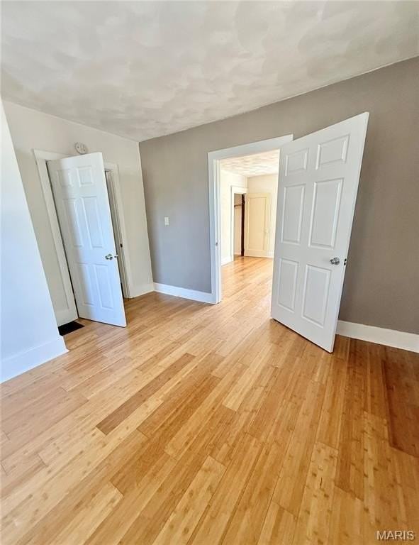 115 S Lawn Ave - Photo 7 of 14