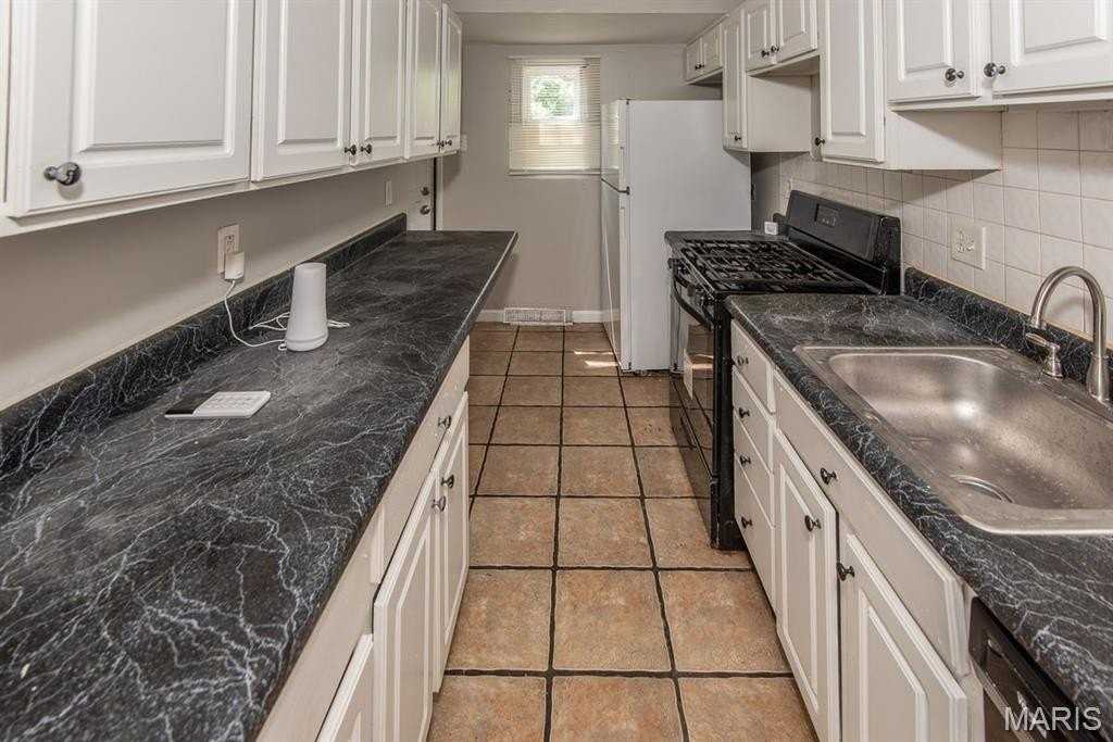 104 Glen Garry Rd - Photo 7 of 19