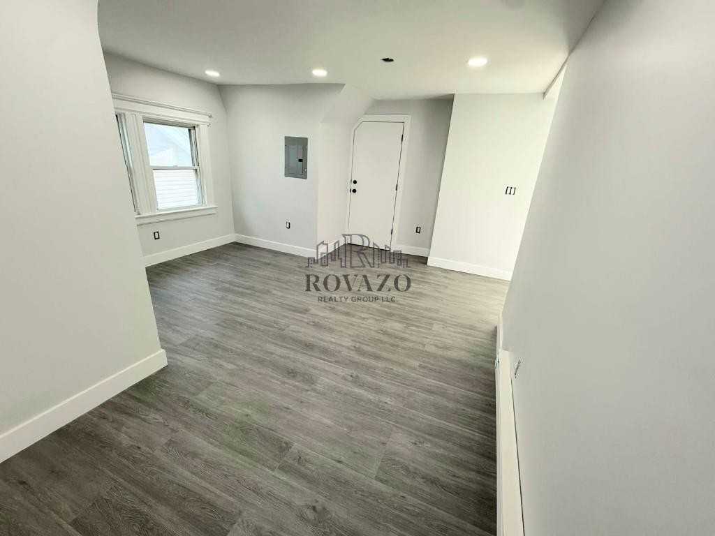 162 Renner Ave #3 - Photo 4 of 6