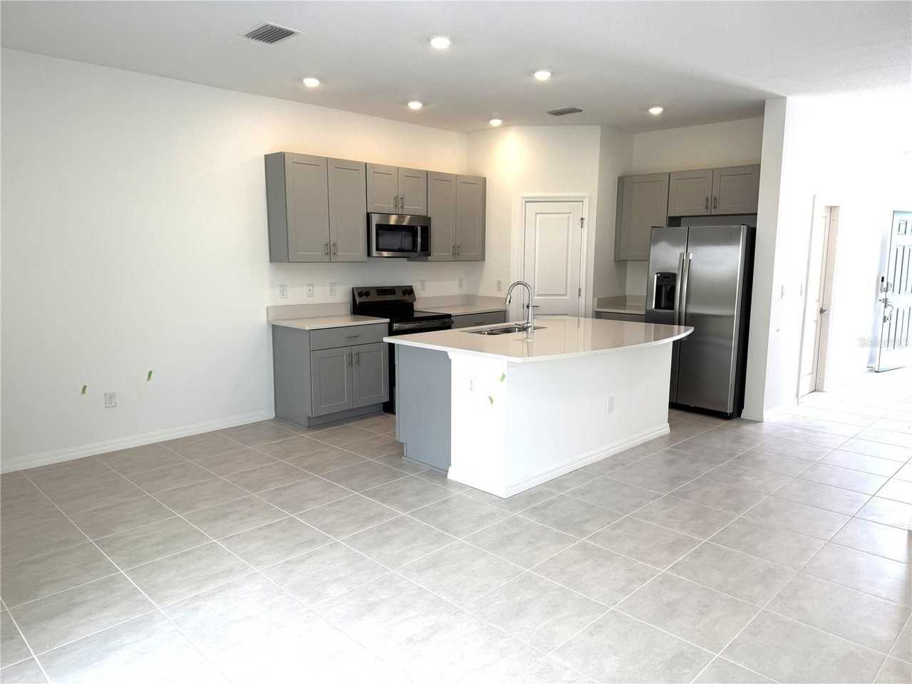 16521 Bergamo Pl - Photo 4 of 18