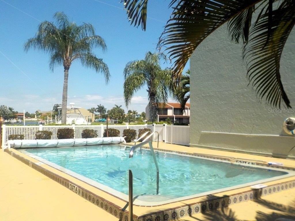 1400 Mineo Dr #10B - Photo 3 of 25