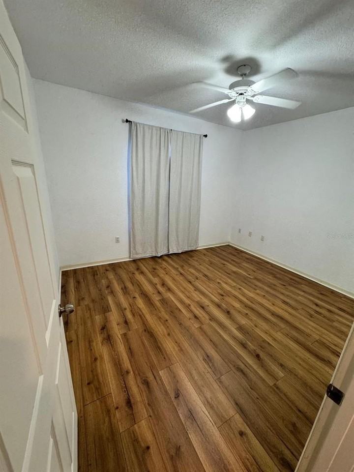 5957 Westgate Dr #1911 - Photo 7 of 10