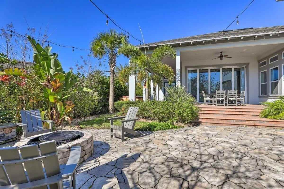 13743 Walcott Ave - Photo 2 of 16