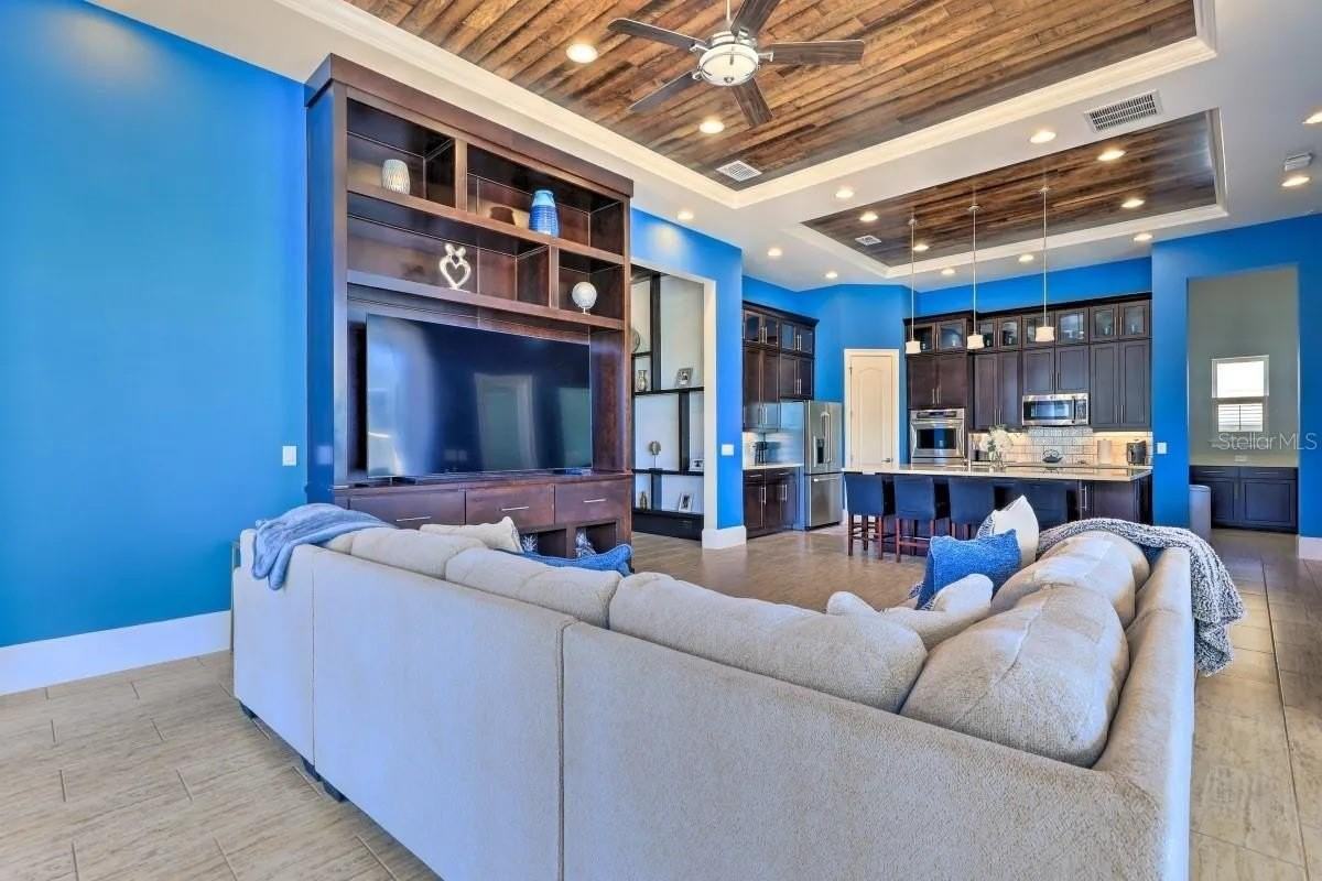 13743 Walcott Ave - Photo 3 of 16