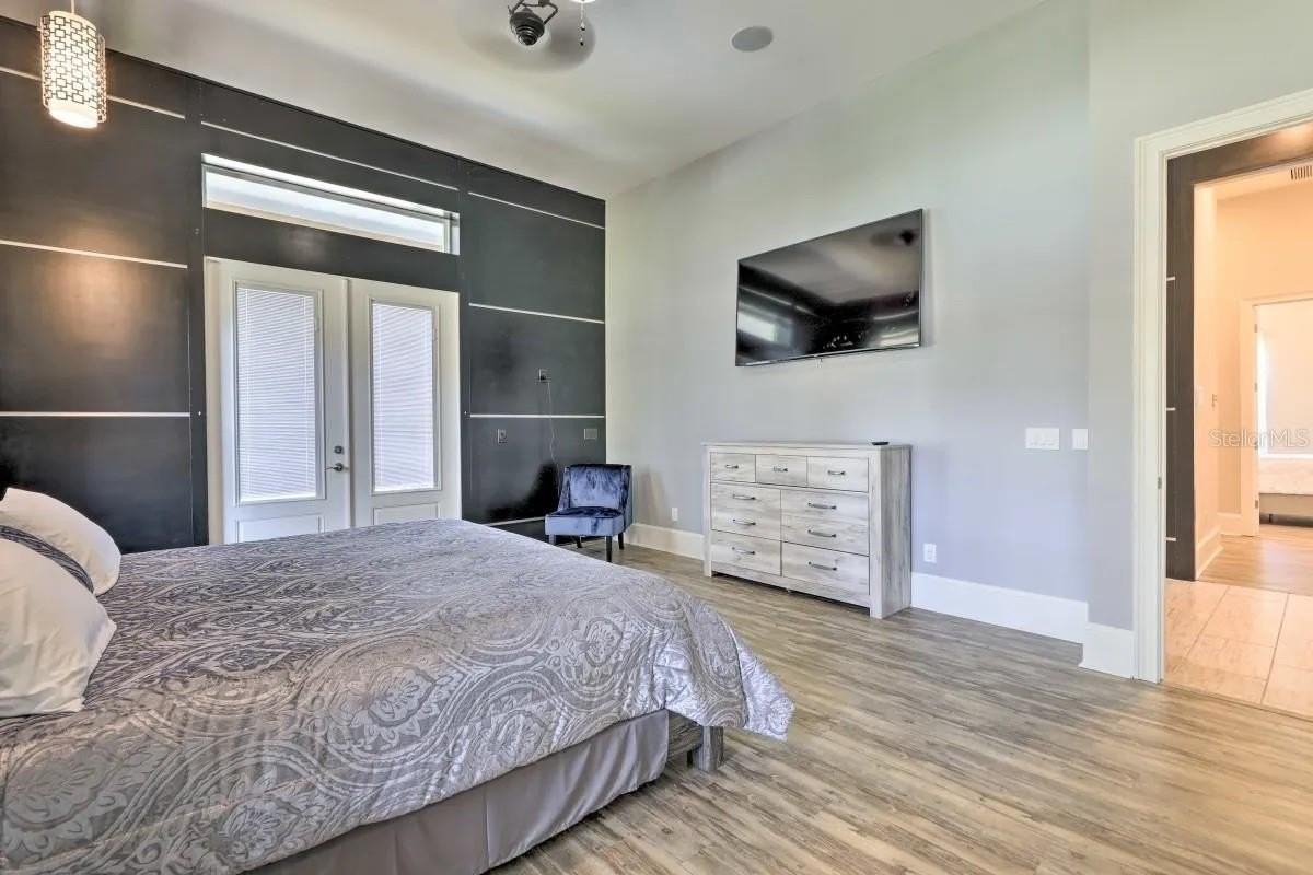 13743 Walcott Ave - Photo 5 of 16