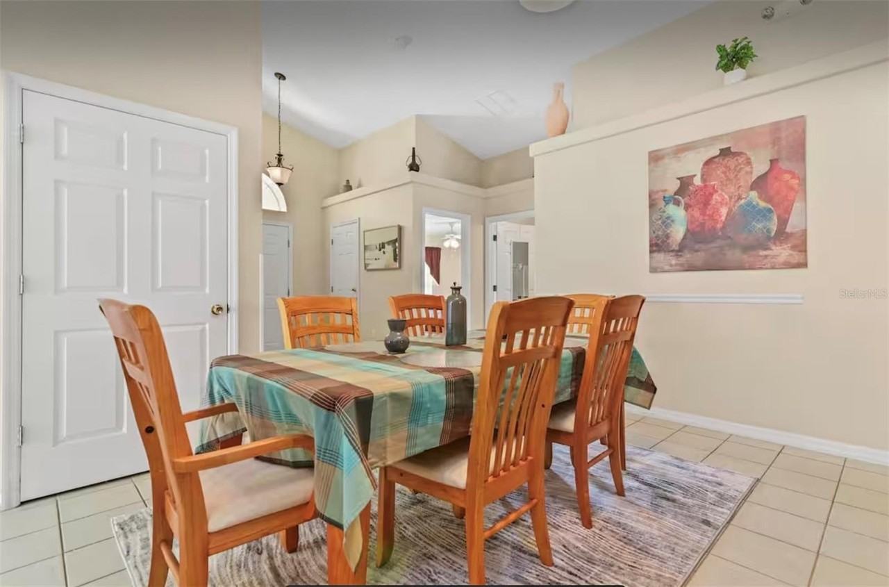 100 Cardinal Ct - Photo 6 of 27