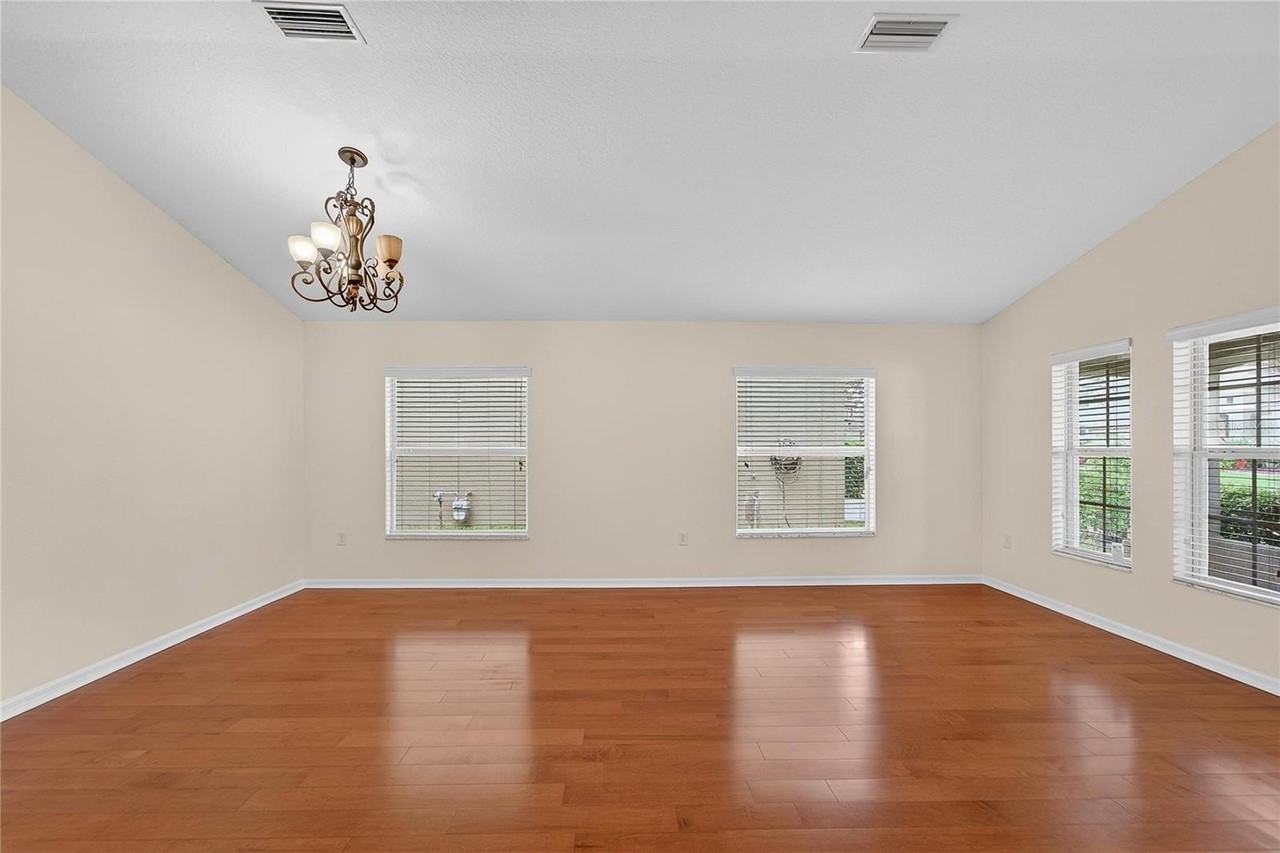 431 Westchester Hills Ln - Photo 5 of 50