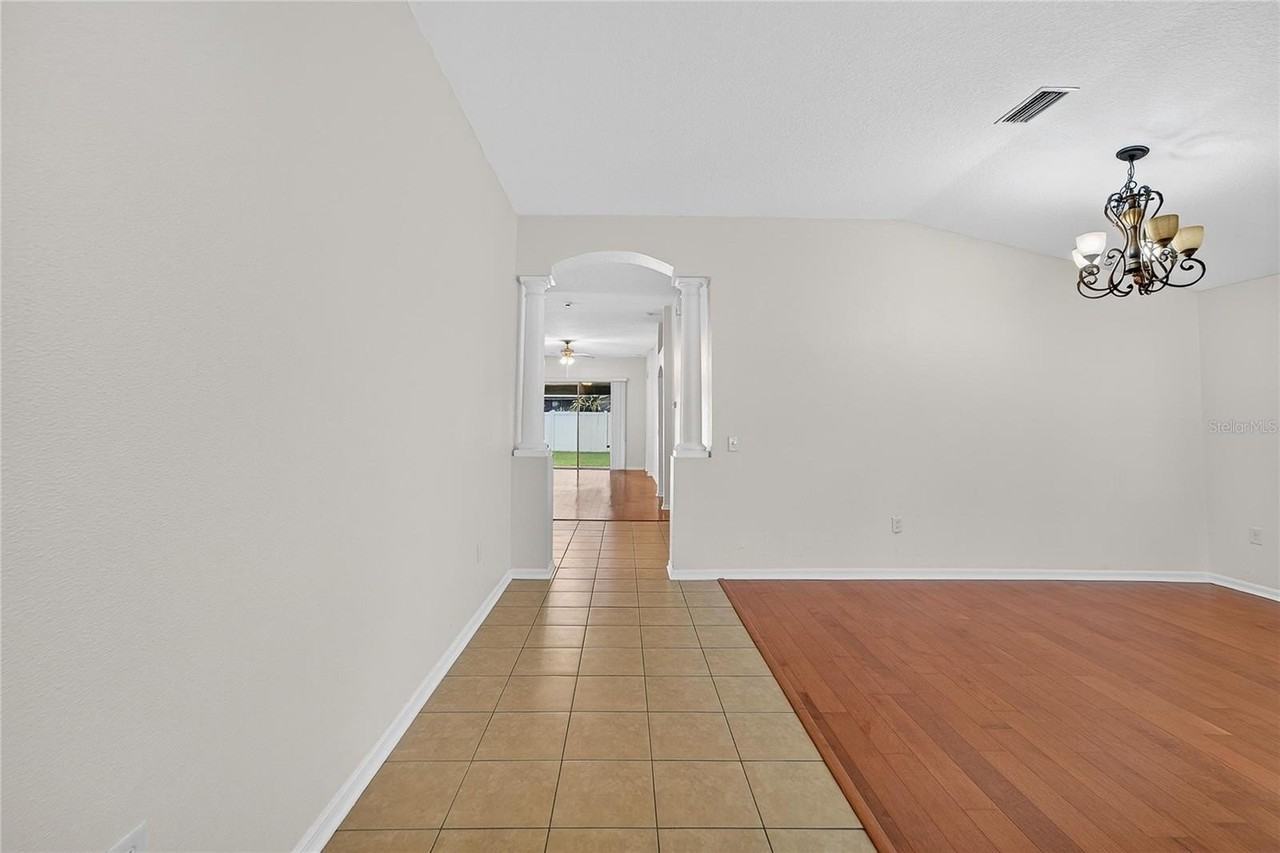 431 Westchester Hills Ln - Photo 7 of 50