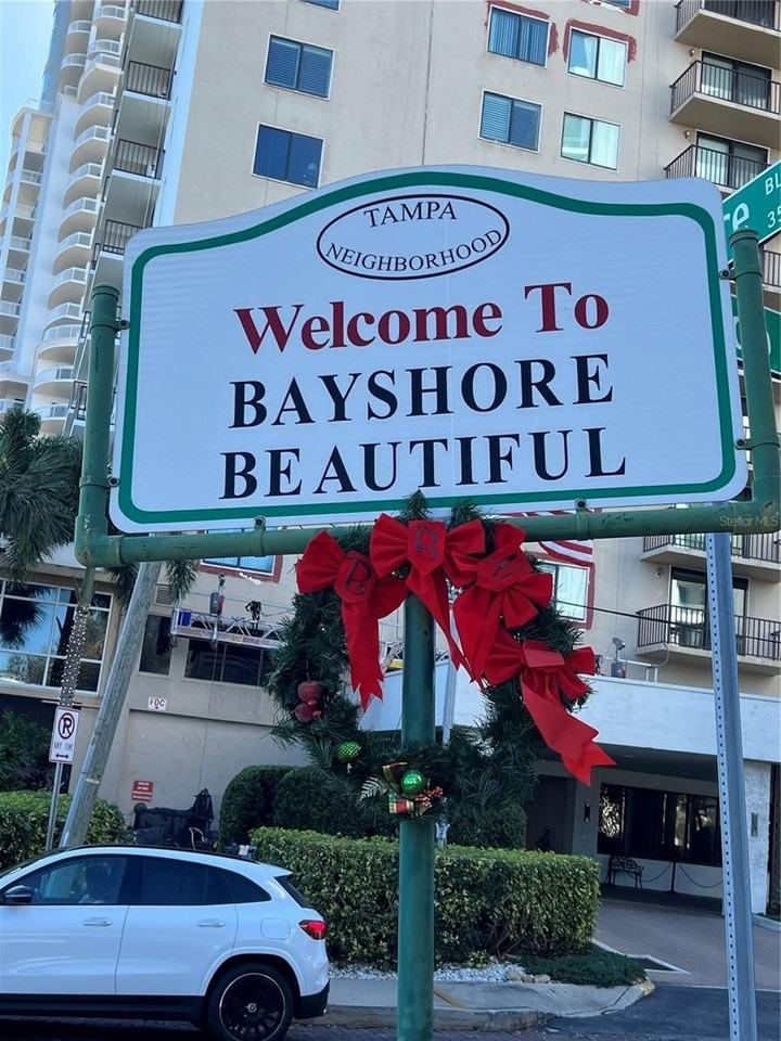 3006 W Julia St #C - Photo 3 of 37