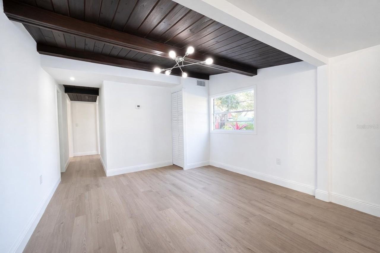 6580 10th Avenue Ter S - Photo 5 of 12