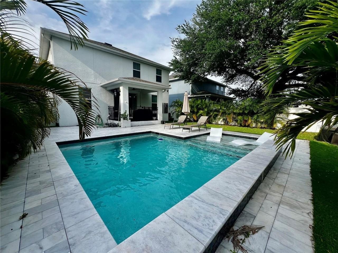 3704 W Wyoming Ave - Photo 3 of 25