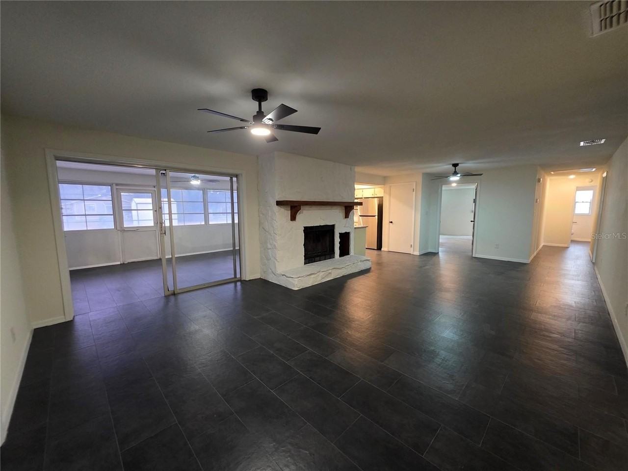 5611 6th St - Photo 2 of 50