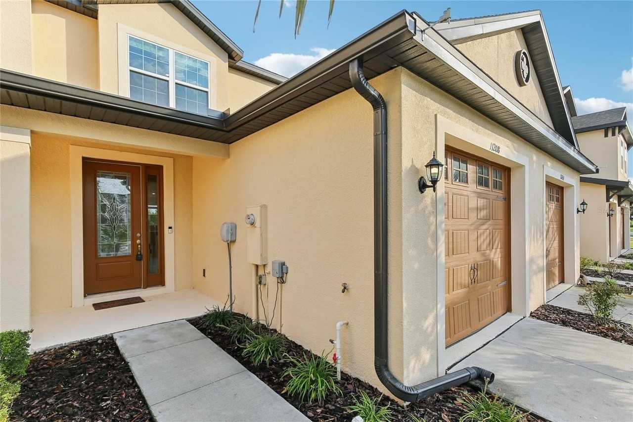 11208 Cay Spruce Way - Photo 4 of 48