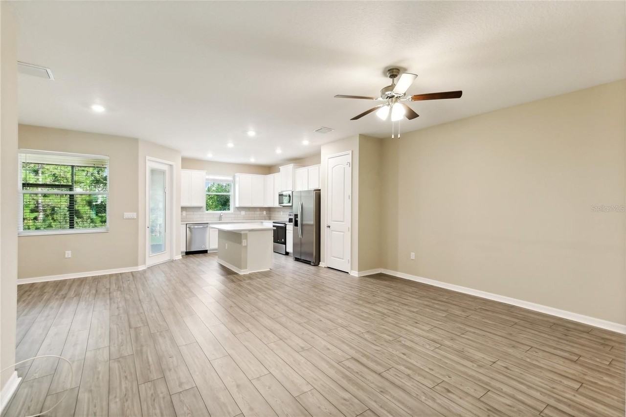 11208 Cay Spruce Way - Photo 7 of 48