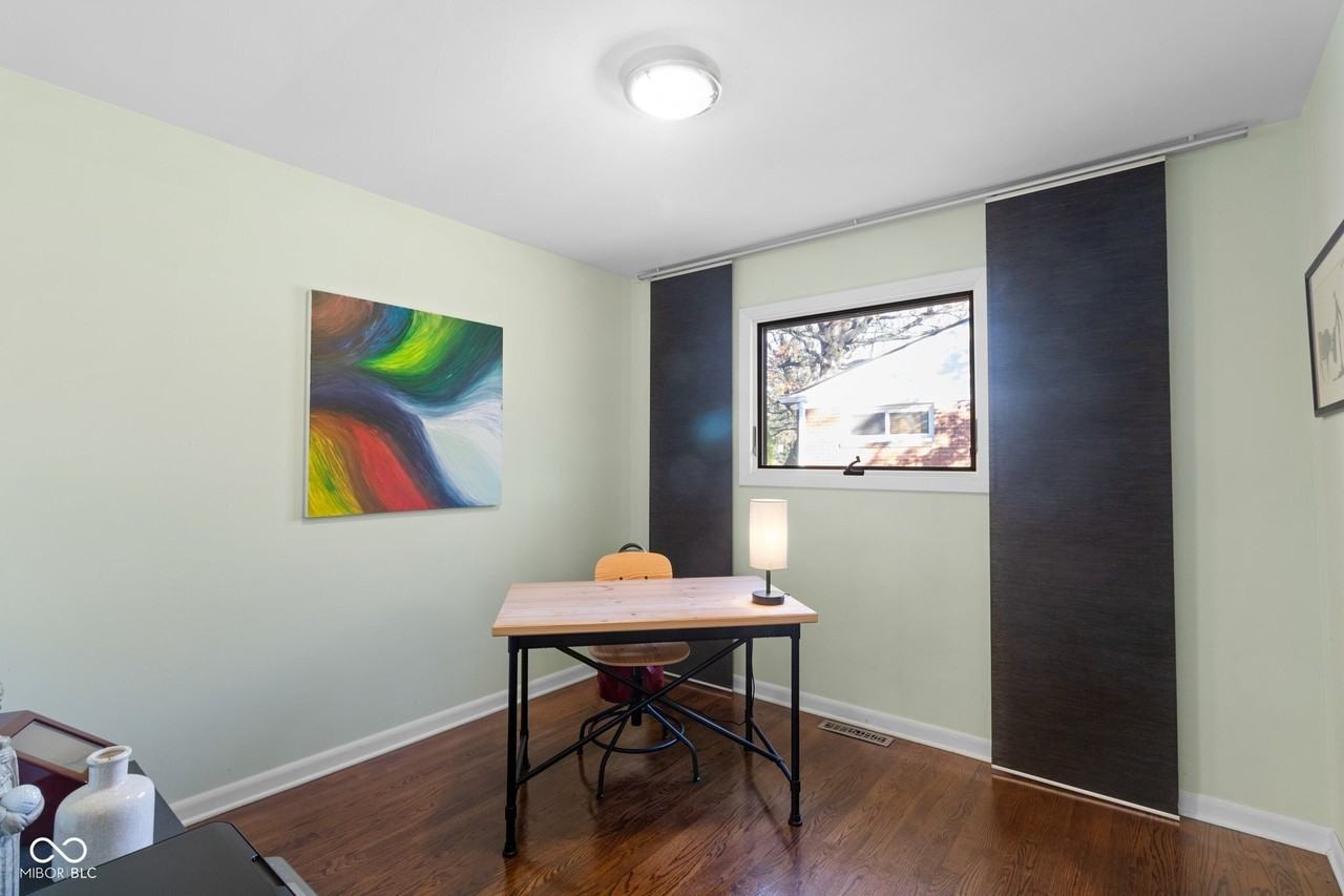 10327 Orchard Park Dr W - Photo 6 of 21