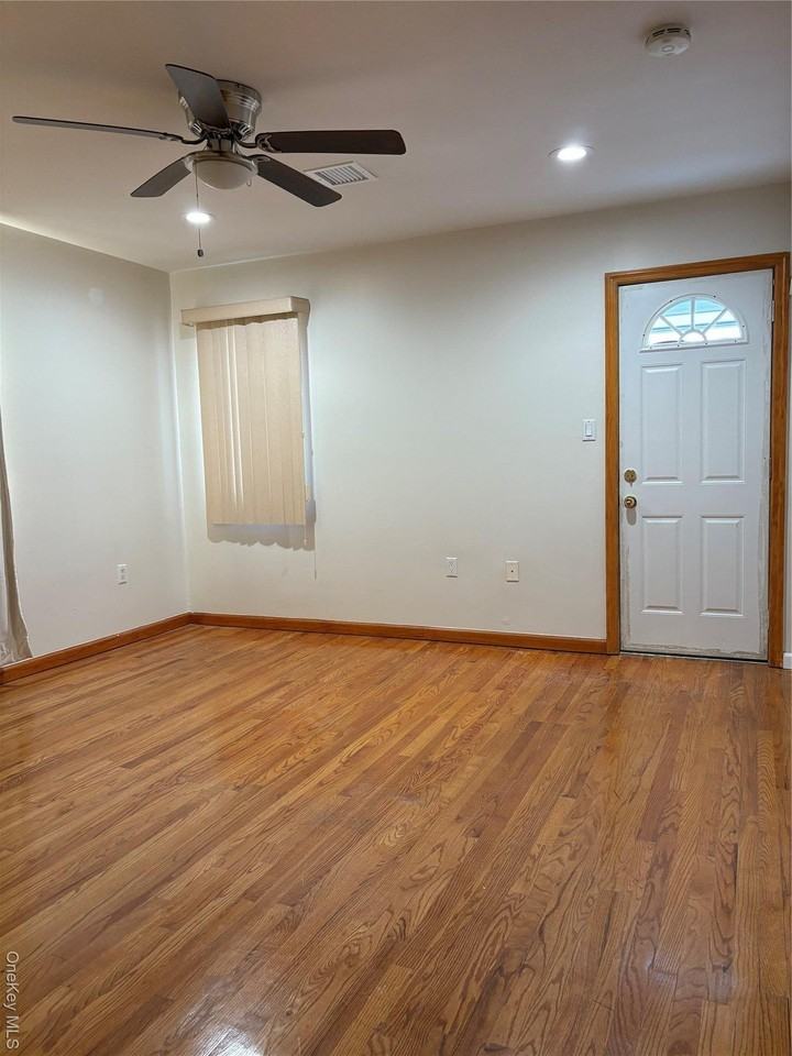 25805 83rd Ave - Photo 7 of 10