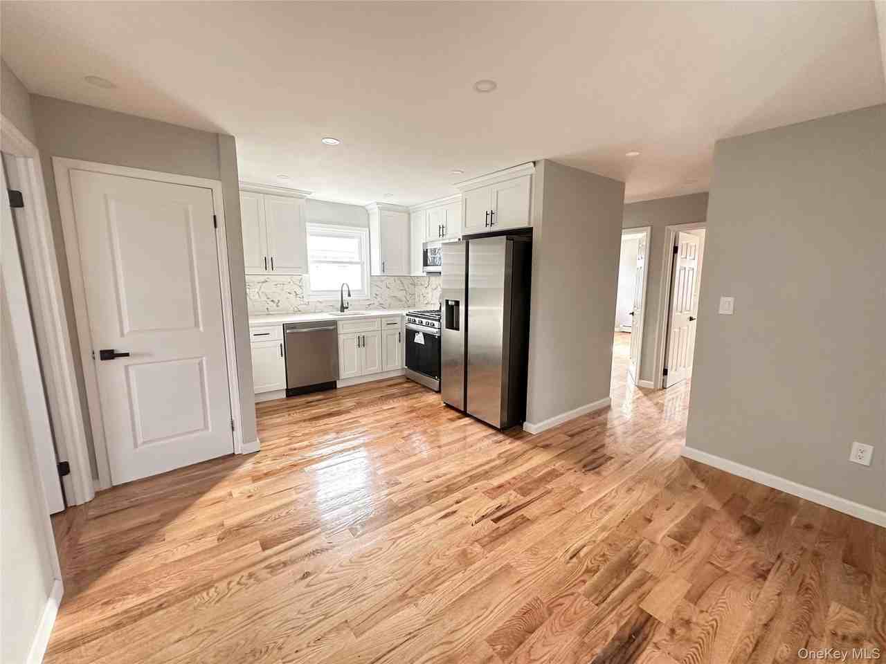 13714 Bedell St - Photo 2 of 13