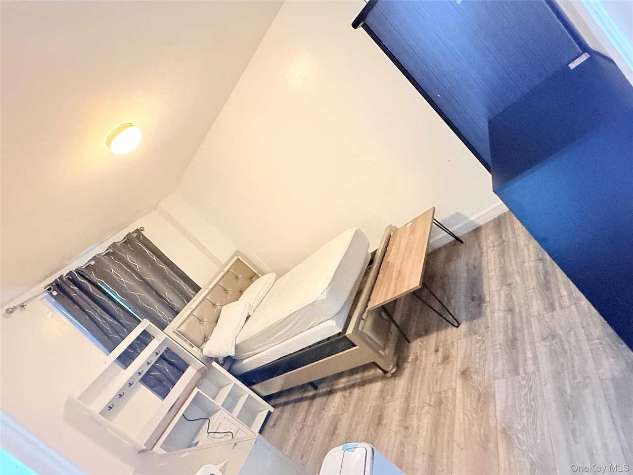 220 Rogers Ave Apt 2 #FL2 - Photo 6 of 8