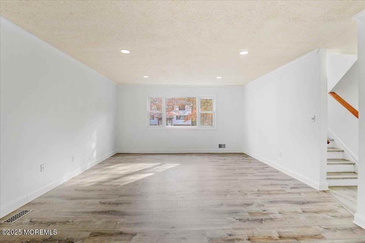 12 Lone Star Ln - Photo 7 of 34