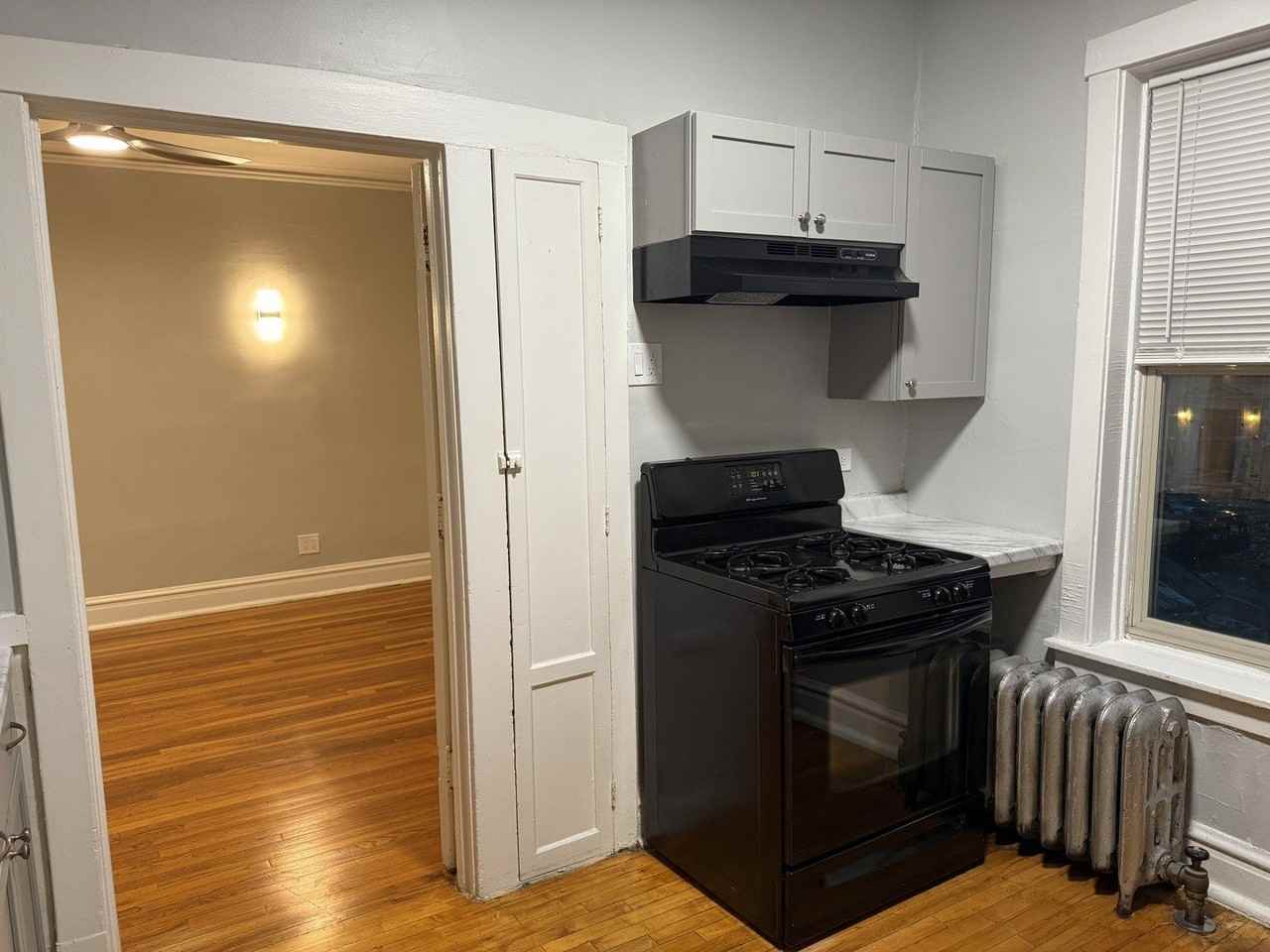 229 Washington Blvd Apt 1s #1S - Photo 7 of 16