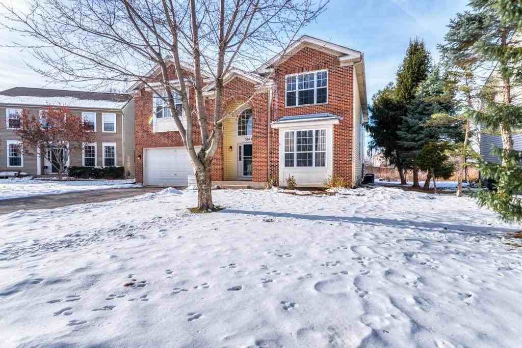 5610 Heartland Ct - Photo 5 of 50