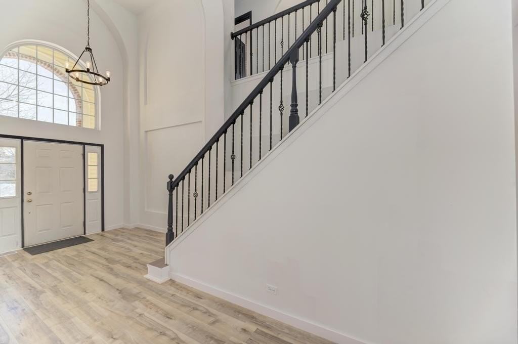 5610 Heartland Ct - Photo 7 of 50