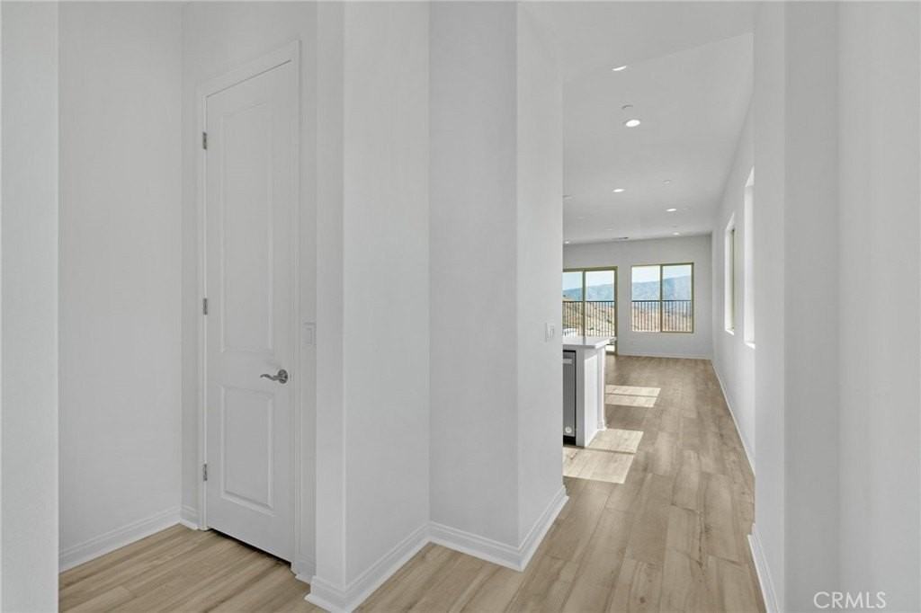 11919 Greenpeak St - Photo 4 of 50