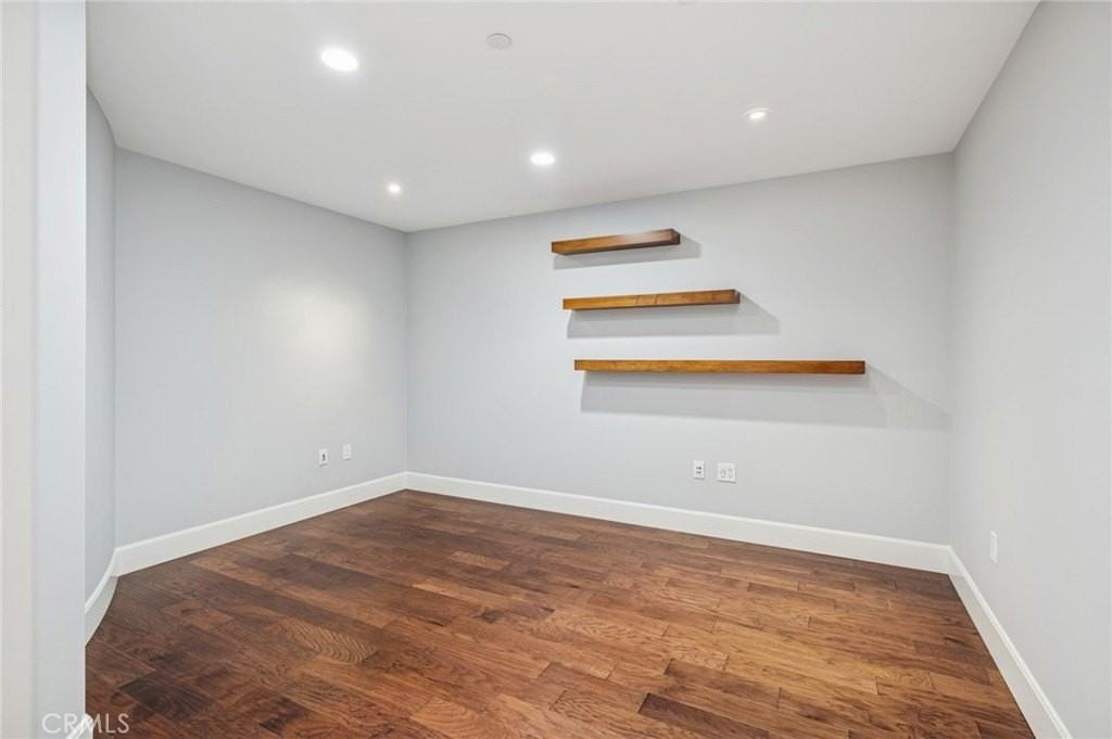 5047 Scholarship - Photo 7 of 30