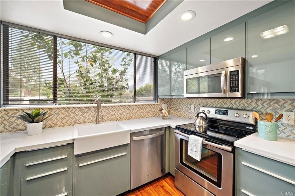 228 Avenida Majorca #C - Photo 2 of 23