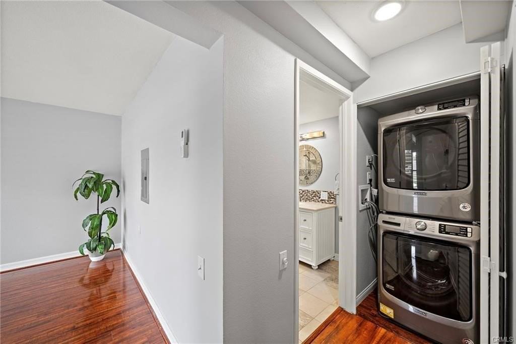 228 Avenida Majorca #C - Photo 6 of 23